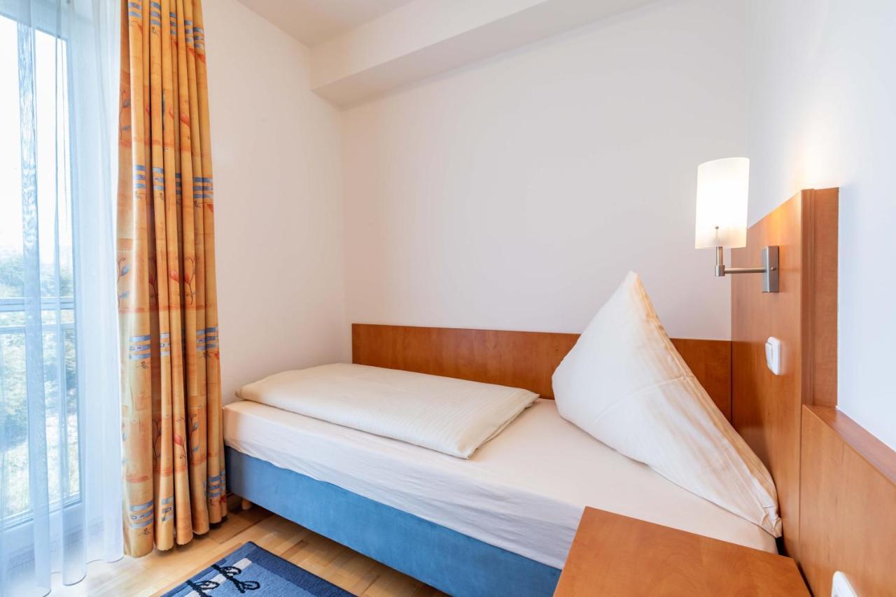 Gasthaus Hotel Ostermeier Attenkirchen Dış mekan fotoğraf