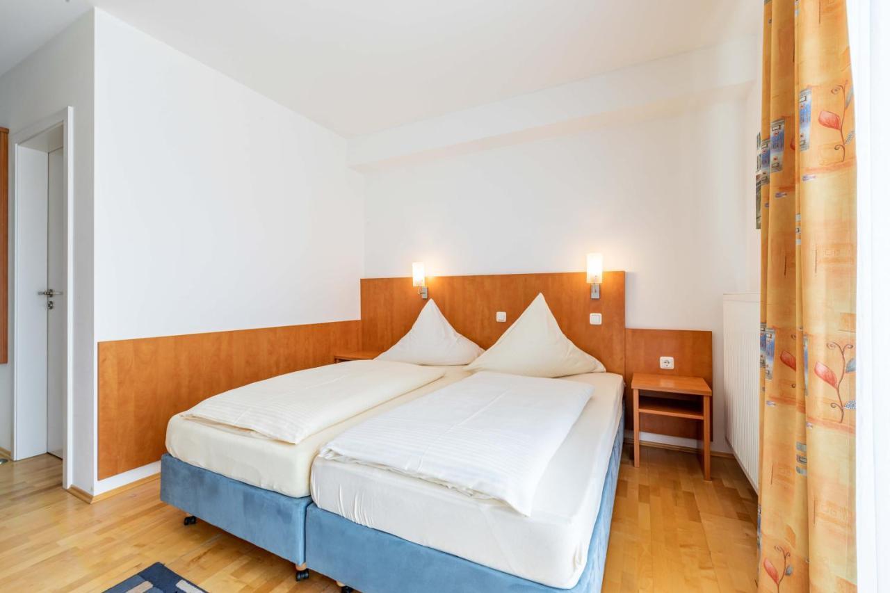 Gasthaus Hotel Ostermeier Attenkirchen Dış mekan fotoğraf