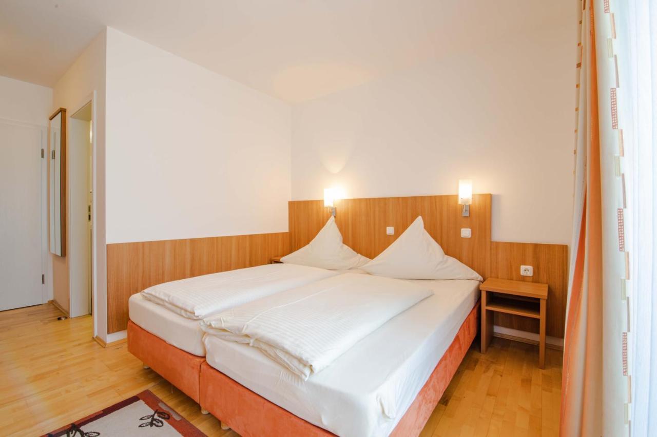 Gasthaus Hotel Ostermeier Attenkirchen Dış mekan fotoğraf