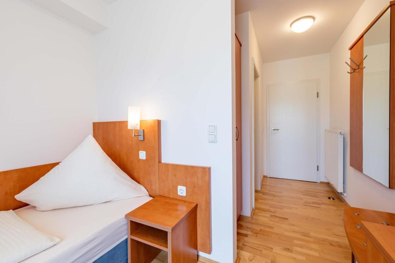 Gasthaus Hotel Ostermeier Attenkirchen Dış mekan fotoğraf